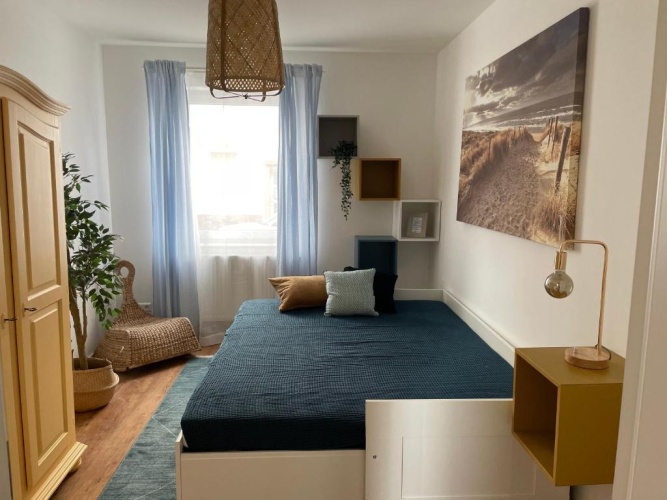 2 Bedrooms Apartment