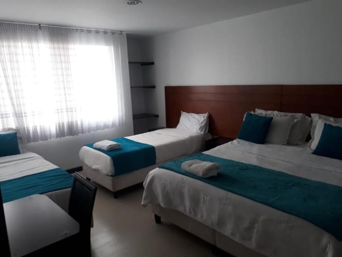 Standard Triple room