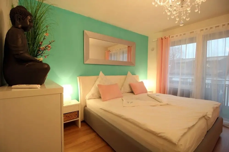 2 Bedrooms Deluxe Apartment