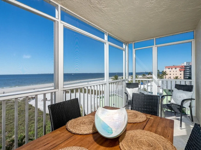2 Bedrooms Standard room with balcony