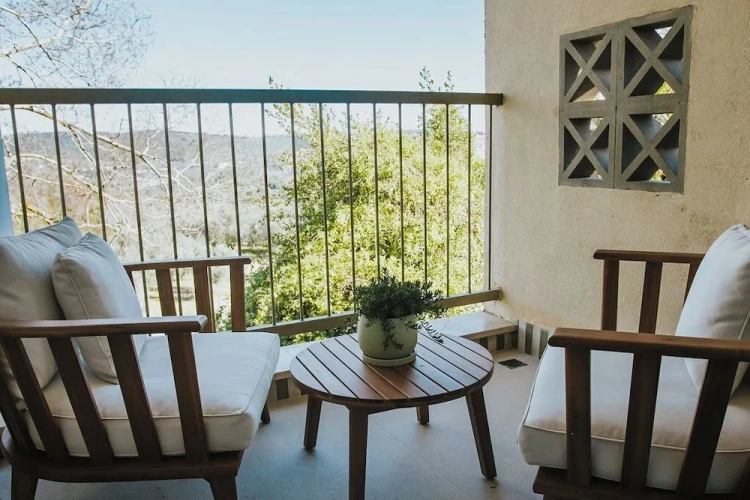Deluxe Suite with balcony and with mountain view