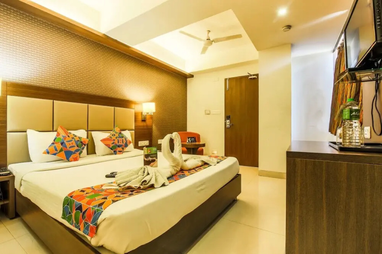The Pinnacle by FabHotels