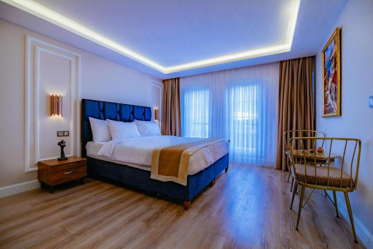Deluxe Family Suite