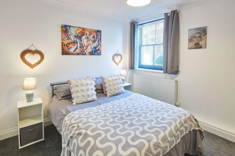 Host Stay Seaside Apartment