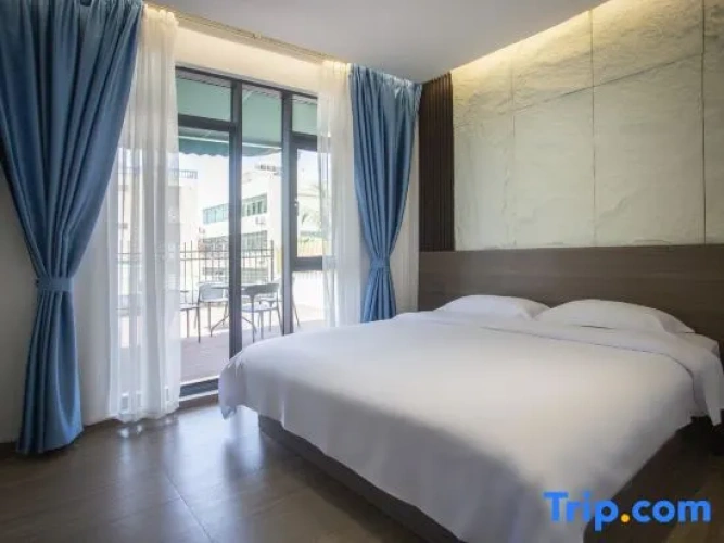 Standard Double room with courtyard view