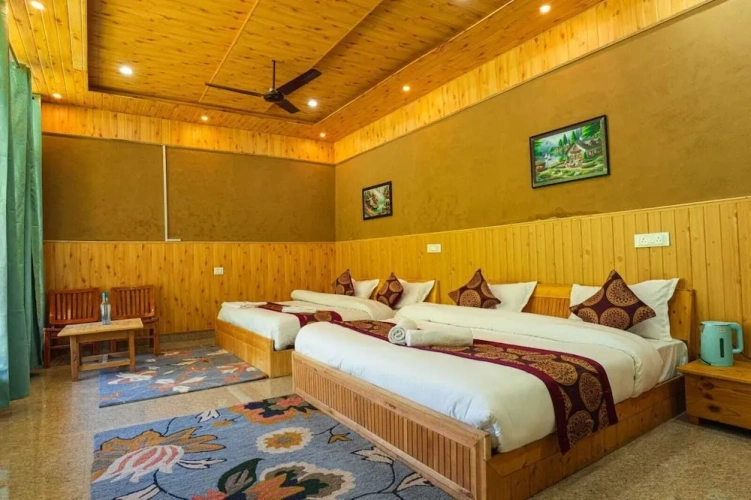 Family Suite with mountain view