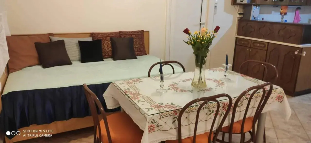 Aggelikh House