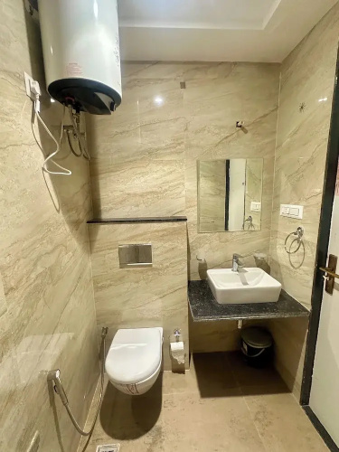 Hotel Deep Palace