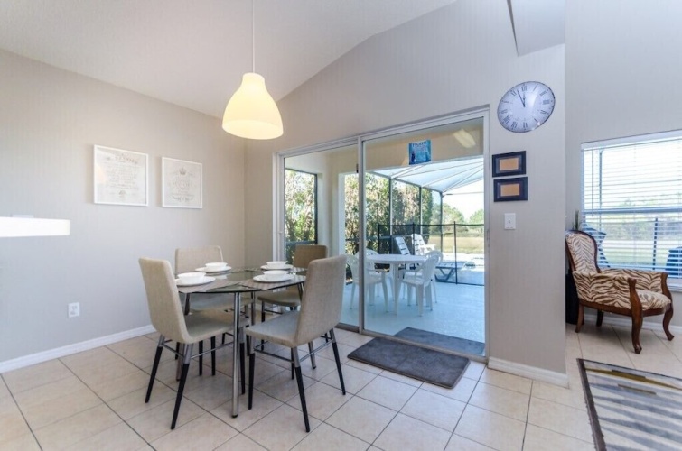 4 Bedroom Home with Pool Table
