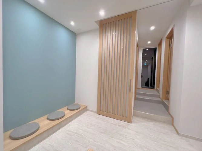 Snowball Hostel