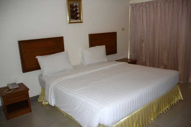 Hong Residence(หงส์ เรสซิเดนซ์)
