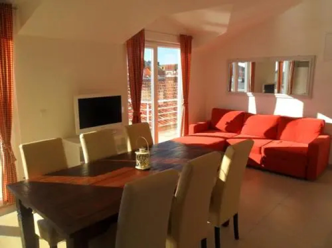 Apartments Leut