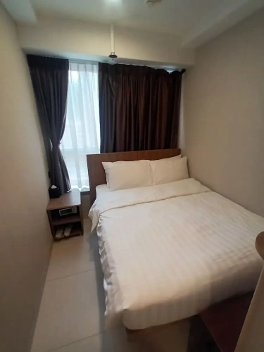 Standard Double room with city view