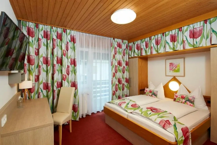 Standard Double room with balcony