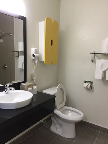 Standard Double Suite