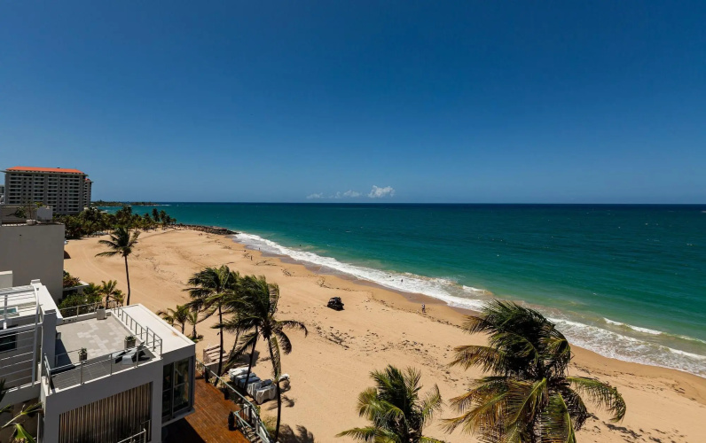 The Tryst Beachfront Hotel photo 18