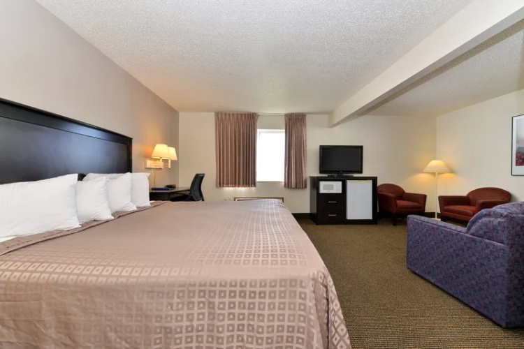 Americas Best Value Inn & Suites