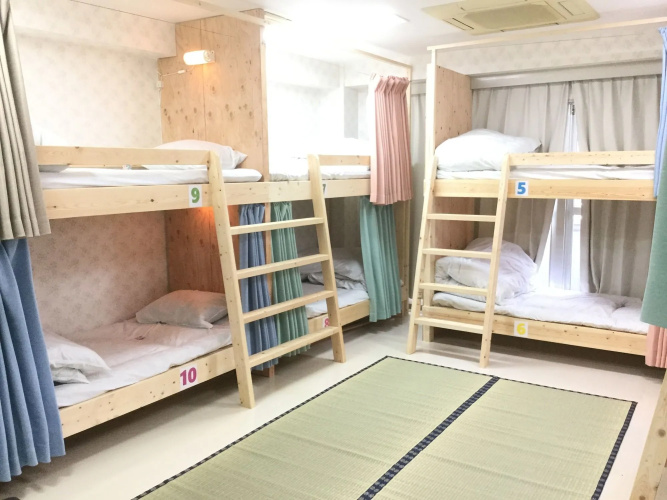 GUEST HOUSE B's Five II - Hostel