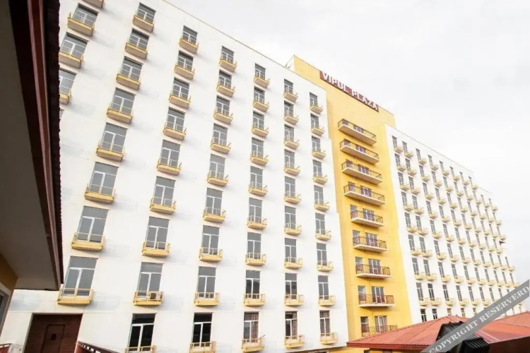 Hotel Grand 81