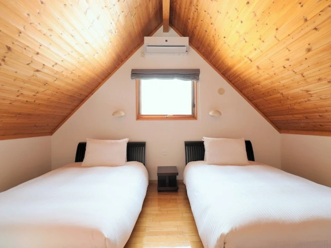 2 Bedrooms Cottage