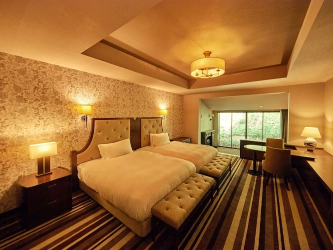 Premier Twin room with balcony