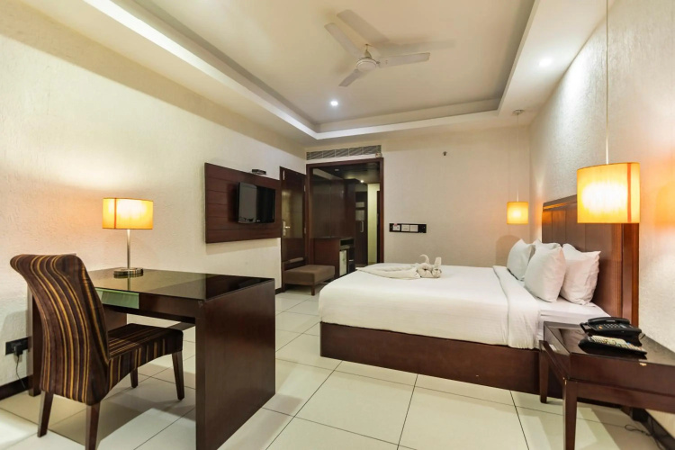 Eldoris Hotel