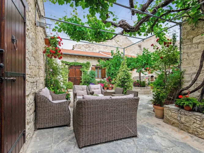 Sanders Arsorama - Cute 1-bdr Apt w/ Shared Patio