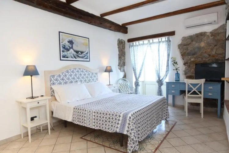 Standard Double room with balcony and with sea view