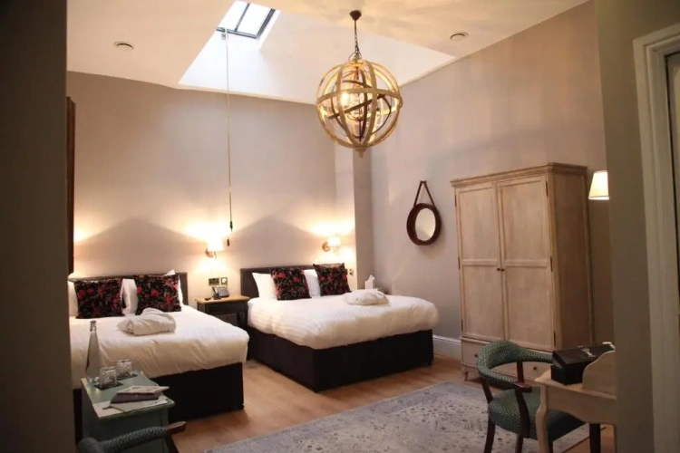 Standard Quadruple room