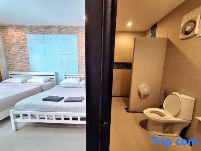 4 Bedrooms Villa