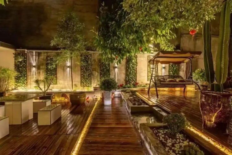 Panda House Hotel