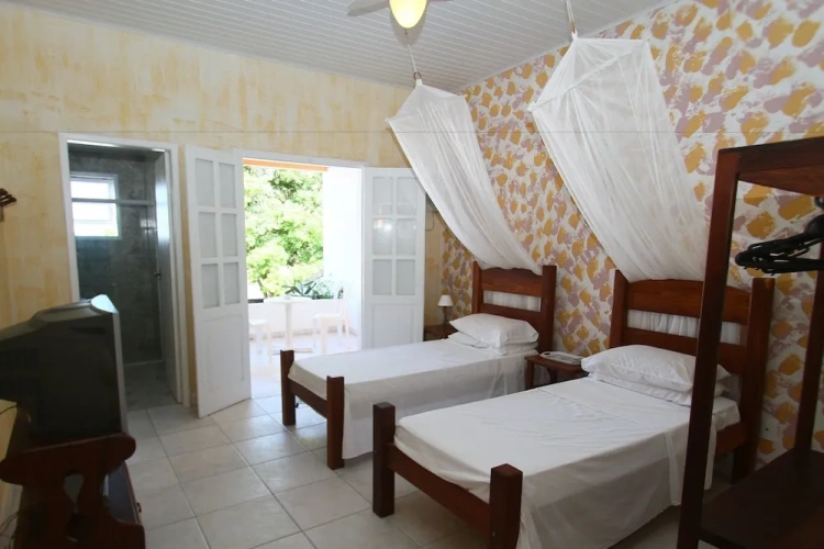 Standard Triple room with balcony