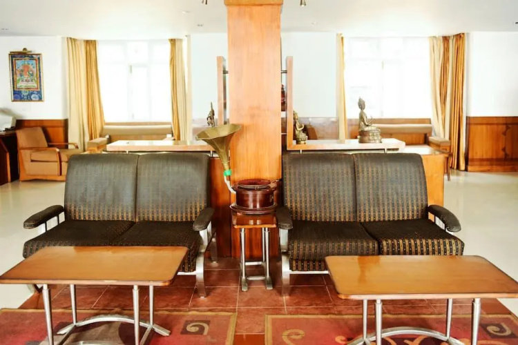 The Sidlon Residency