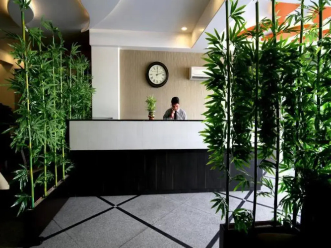Hotel Harsh Paradise
