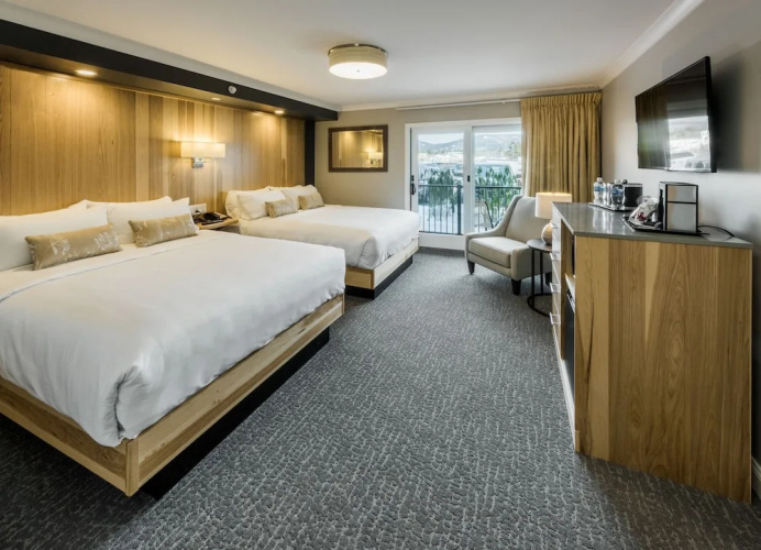 Center Harbor Inn