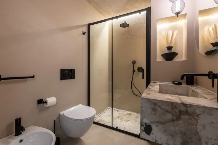 Comfort room