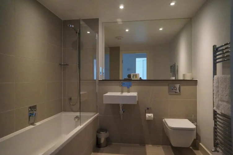 19 Ocean Gate