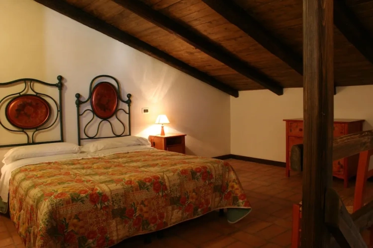 1 Bedroom Standard Duplex room