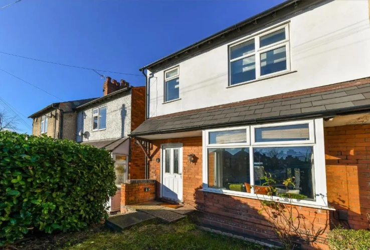 3 Bedrooms Cottage