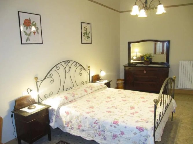 3 Bedrooms Cottage
