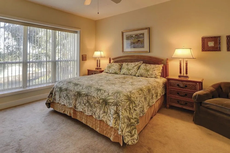 Windsor Place 107 by RedAwning