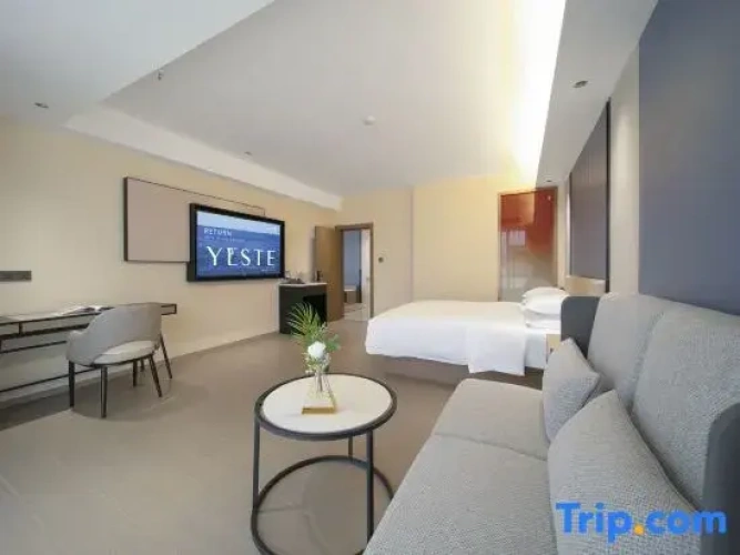 Deluxe Double Suite