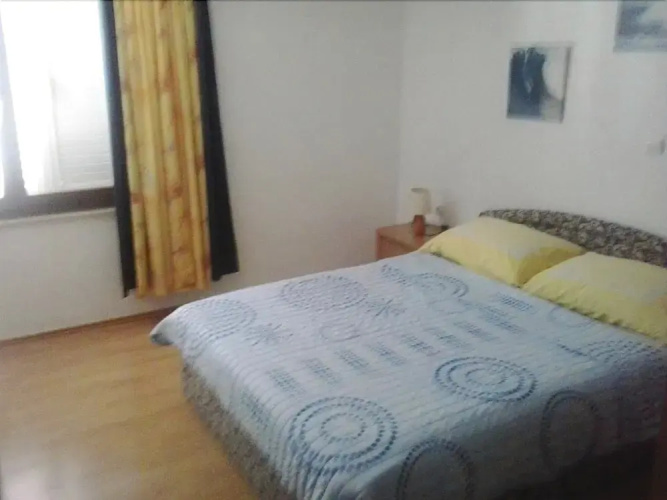 Divna - A4(8+2) in Stanici