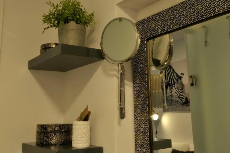 Apartamentos Suites Cariátide