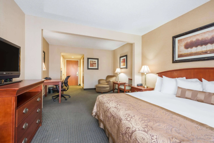 Holiday Inn Cleveland by IHG