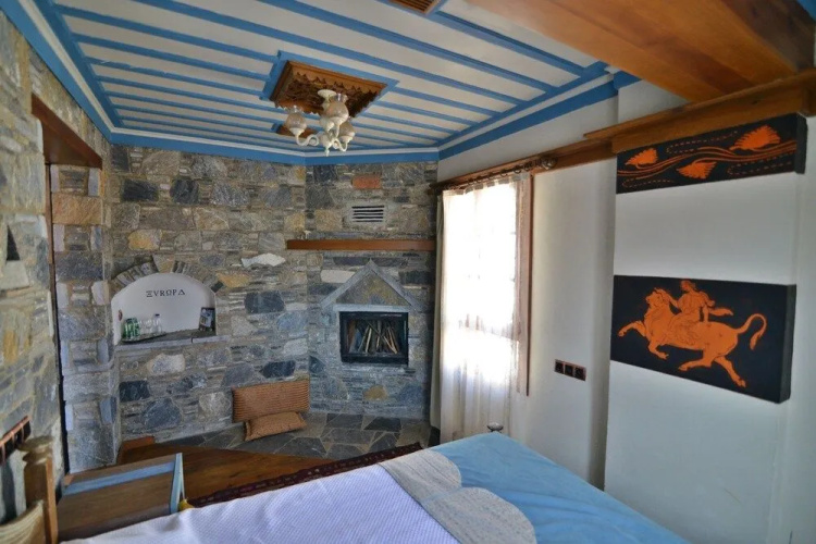 Efes Konaklari