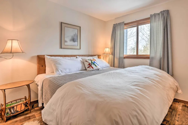 Private Balcony & Resort Perks: Silverthorne Condo