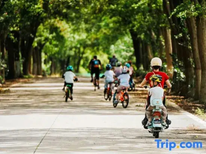 Yingdong Resort