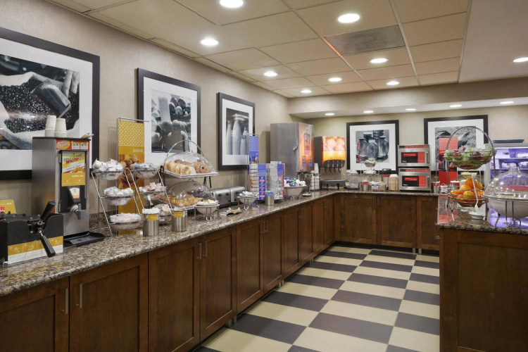 Hampton Inn Charlotte-University Place photo 27