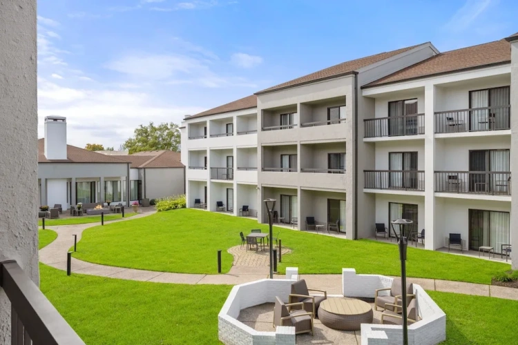 1 Bedroom Double Suite with view